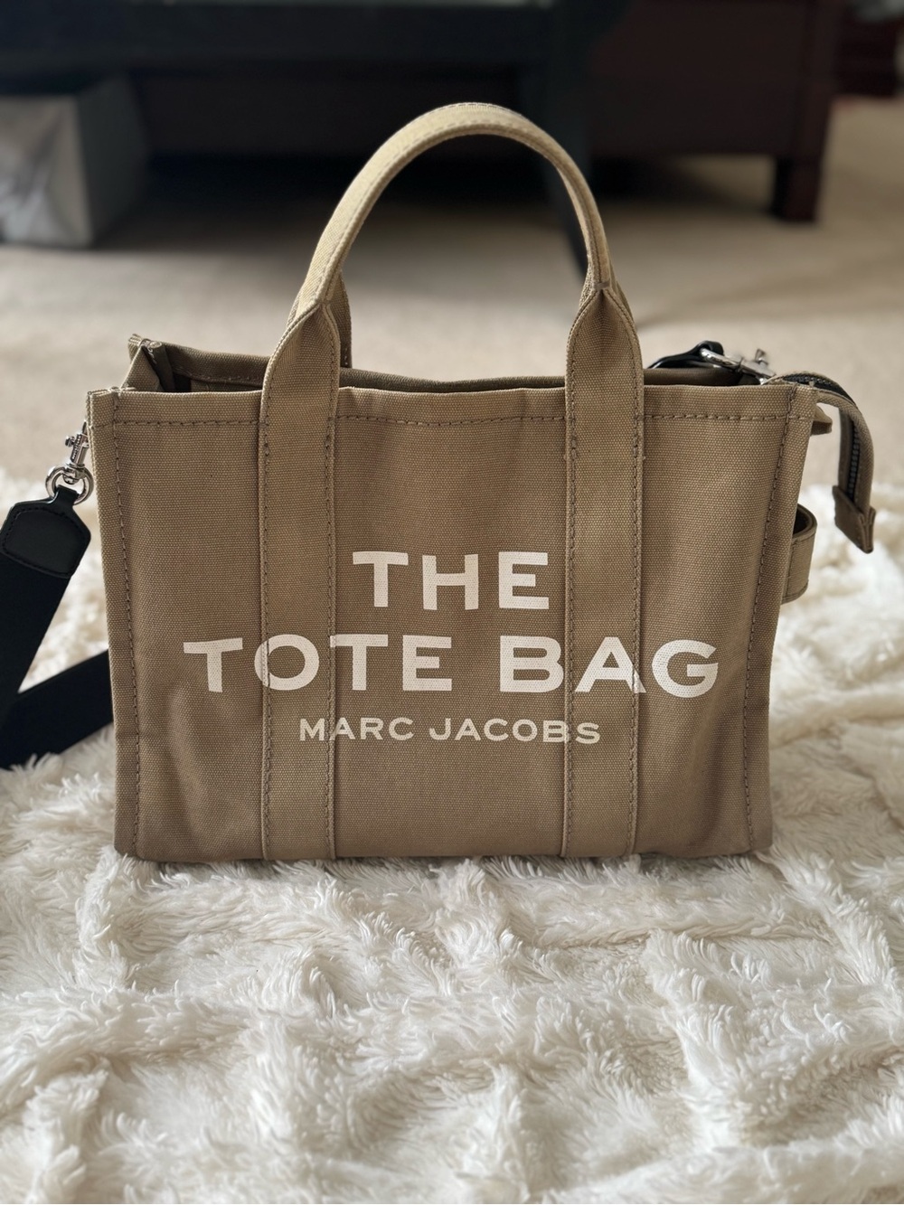 Marc Jacob’s the Tote Bag Medium